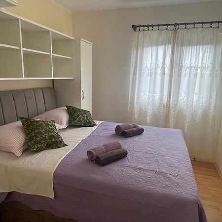 Apartments Angela Биоград-на-Мору Экстерьер фото