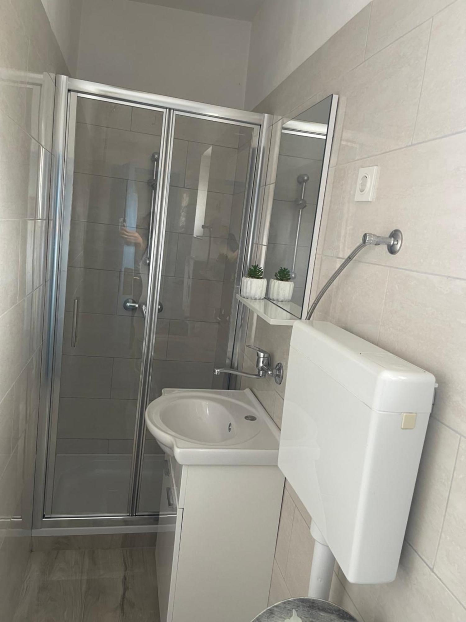 Apartments Angela Биоград-на-Мору Экстерьер фото