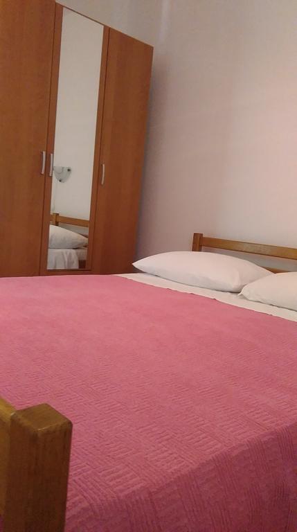 Apartments Angela Биоград-на-Мору Экстерьер фото